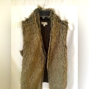 Joseph A FAUX Fur Long Vest Size M. Great Condition!